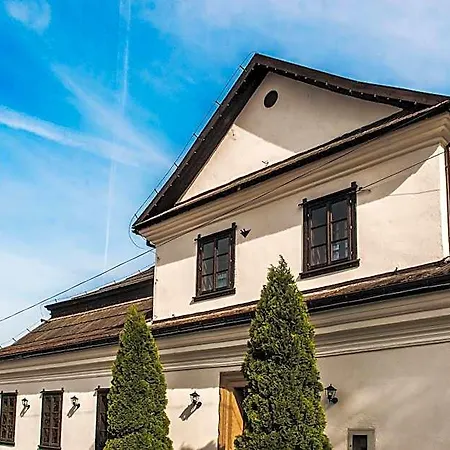 Pod Kogutkiem Hotel Krzywaczka