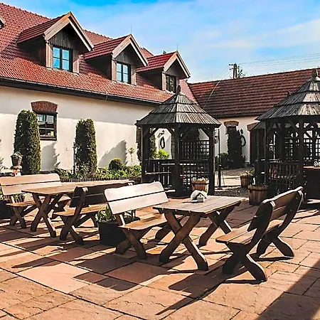 Hotel Pod Kogutkiem Krzywaczka