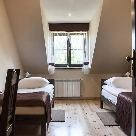 Pod Kogutkiem 3* Krzywaczka