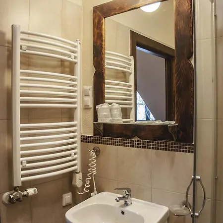 Pod Kogutkiem 3* Krzywaczka