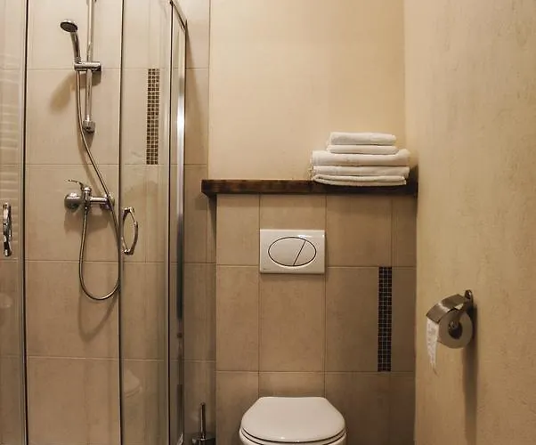 Pod Kogutkiem 3* Krzywaczka